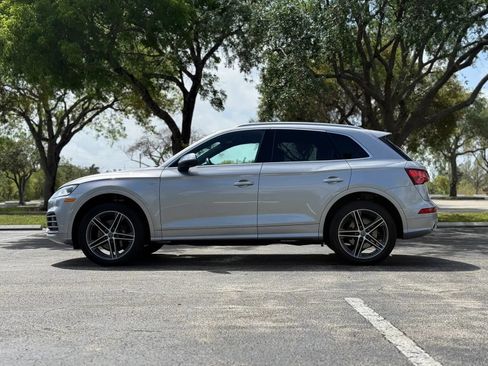 Used 2018 Audi SQ5 Premium Plus AWD/4WD image 18