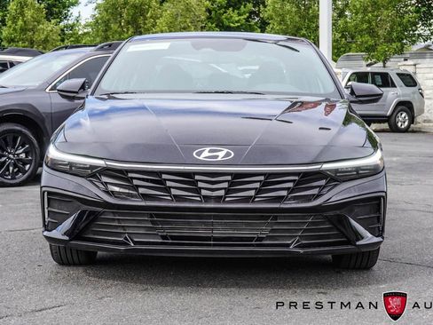 Used 2026 Hyundai Elantra Sport FWD image 6