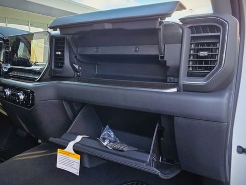 New 2026 GMC Sierra 1500 Elevation AWD/4WD image 33