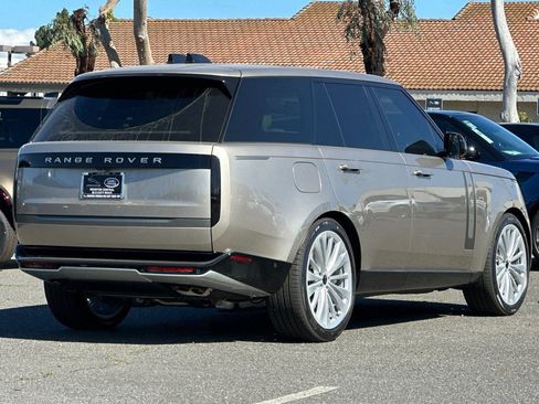 New 2026 Land Rover Range Rover SE AWD/4WD image 19