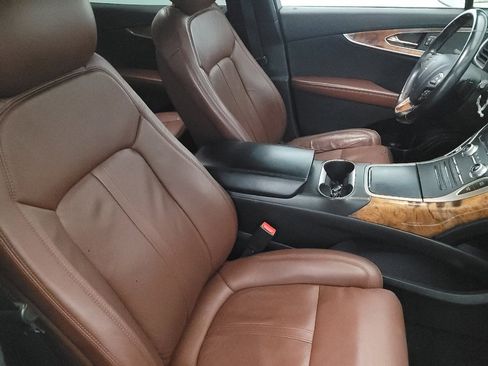 Used 2017 Lincoln MKX Reserve w/ Driver Assistance Package image 21