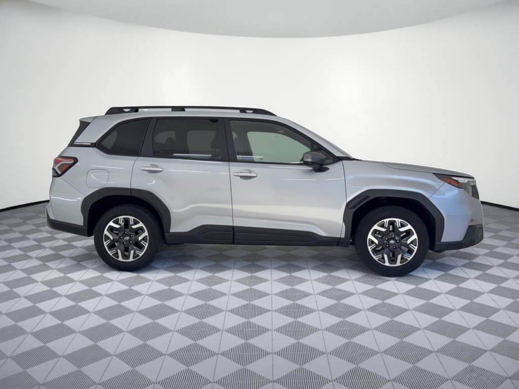 Used 2025 Subaru Forester Premium w/ Convenience Package #1 AWD/4WD image 8