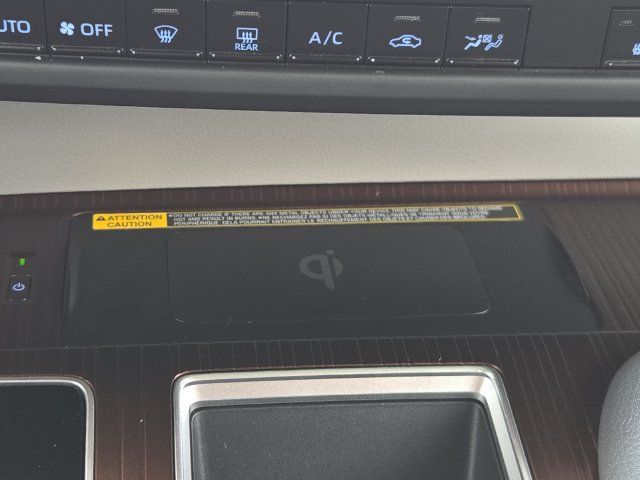 Certified 2024 Toyota Sienna XLE w/ XLE Plus Package AWD/4WD image 29
