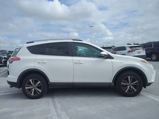 Used 2017 Toyota RAV4 XLE video 4