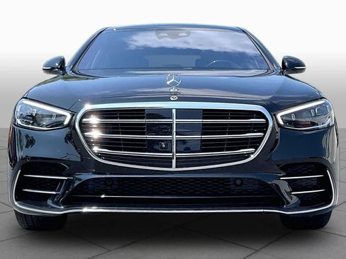 Used 2025 Mercedes-Benz S 580 4MATIC Sedan image 3