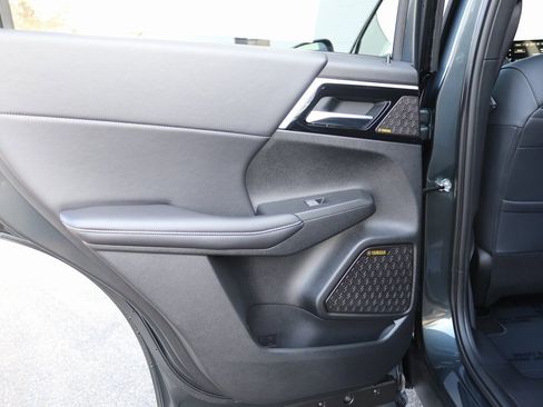 New 2026 Mitsubishi Outlander SE image 24