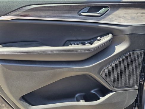 New 2026 Jeep Grand Cherokee L 2WD image 14