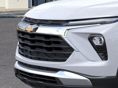 New 2026 Chevrolet TrailBlazer LT w/ Convenience Package FWD image 13