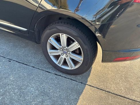 Used 2017 Volvo XC60 T5 Inscription w/ Preferred Option Package FWD image 10