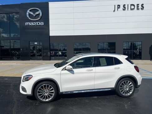 Used 2020 Mercedes-Benz GLA 250 4MATIC image 2