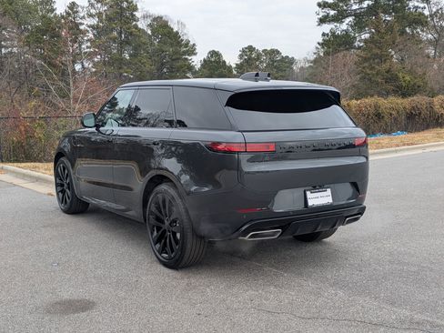 New 2026 Land Rover Range Rover Sport Dynamic SE image 6