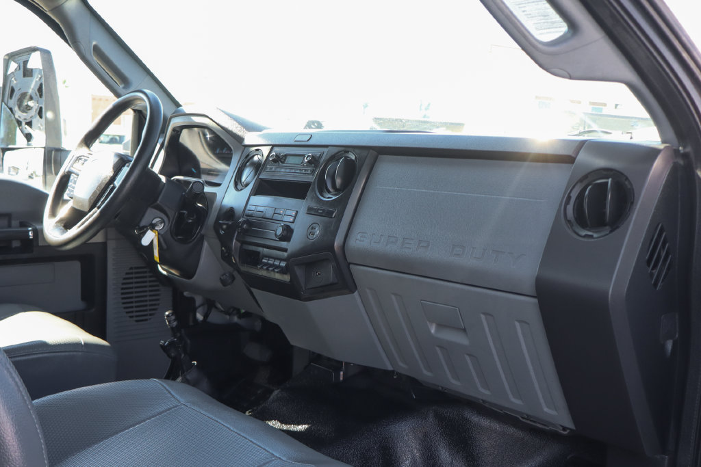 Used 2021 Ford F750 2WD Regular Cab Super Duty image 34