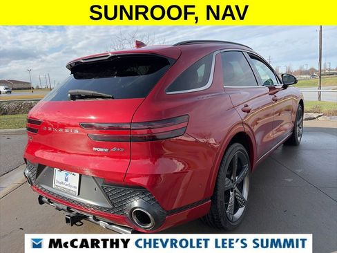 Used 2022 Genesis GV70 2.5T w/ Sport Prestige Package image 15