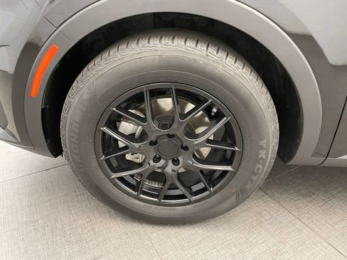 Used 2022 Kia Sorento S FWD image 10