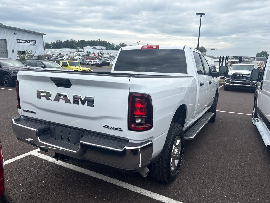 Used 2025 RAM 2500 Big Horn AWD/4WD image 2