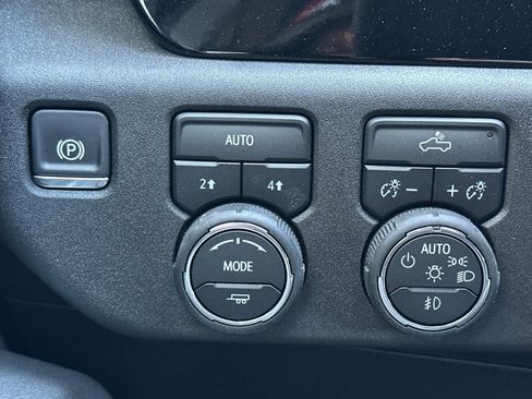 New 2025 Chevrolet Silverado 1500 RST w/ Redline Edition image 31