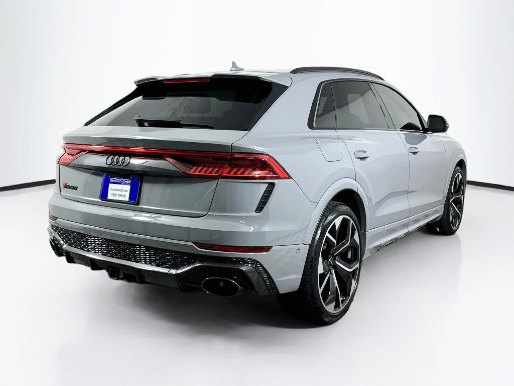 Used 2024 Audi RS Q8 w/ Black Optic Package AWD/4WD image 7