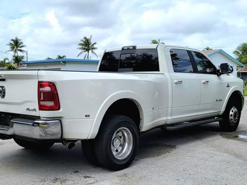 Used 2019 RAM 3500 Laramie image 12