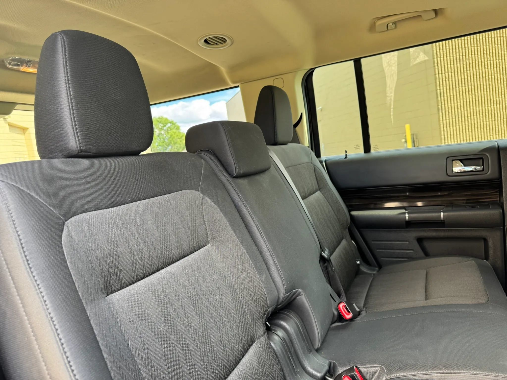 Used 2014 Ford Flex SEL FWD image 31