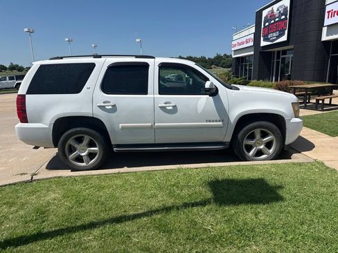 Used 2007 Chevrolet Tahoe LT w/ 1LT Special Edition AWD/4WD image 4
