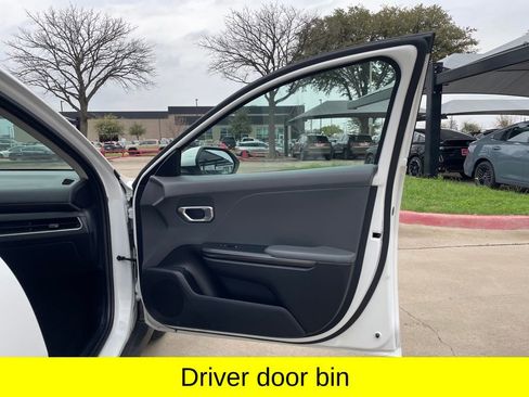 Used 2025 Kia K4 FWD image 47