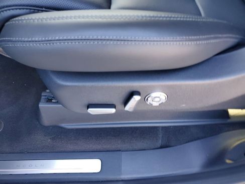 New 2025 Lincoln Navigator L Reserve image 23