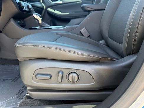 Used 2023 Buick Encore GX Select w/ Sport Touring Package FWD image 10