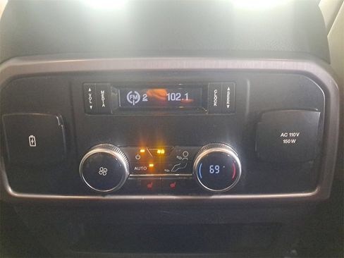 Used 2019 Ford Expedition Platinum image 22