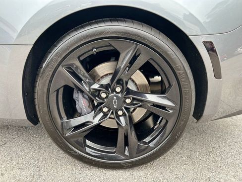 Used 2020 Chevrolet Camaro SS RWD image 13