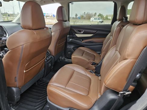 Used 2019 Subaru Ascent Touring w/ Popular Package #3 image 10