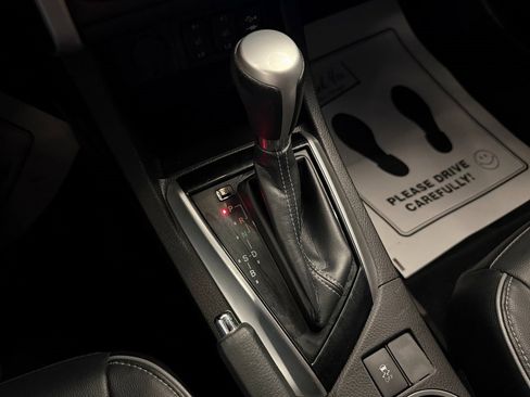 Used 2018 Toyota Corolla XLE image 15