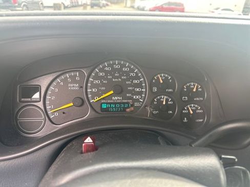 Used 2001 Chevrolet Silverado 1500 LS w/ Firm Ride Suspension Pkg image 15