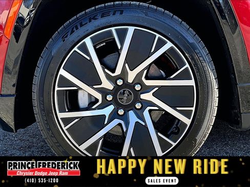 Used 2025 Jeep Wagoneer S Limited image 8