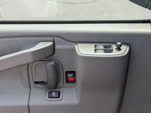 New 2026 GMC Savana 3500 Extended RWD image 12