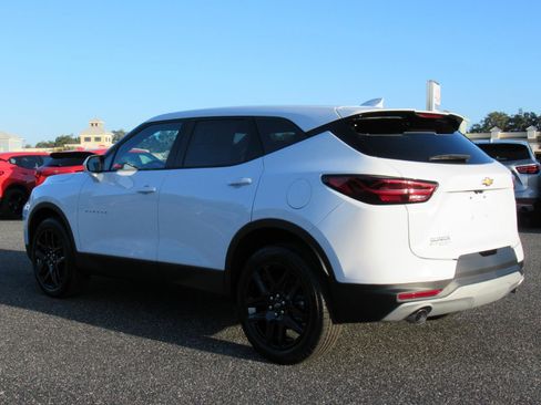 New 2025 Chevrolet Blazer LT image 4