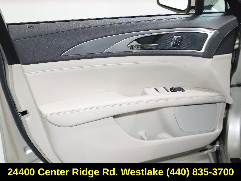 Used 2017 Lincoln MKZ Premiere FWD image 15