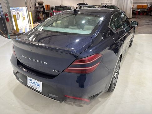 Used 2023 Genesis G70 2.0T image 7