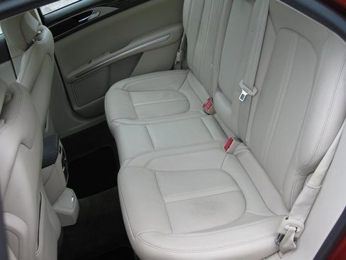 Used 2016 Lincoln MKZ Hybrid With Sunroof w/ Equipment Group 600A Reserve image 25