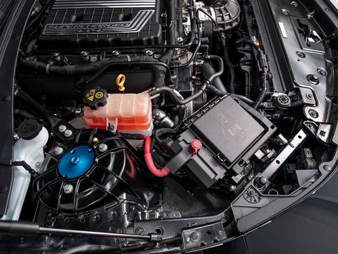 Used 2021 Chevrolet Camaro ZL1 RWD image 15