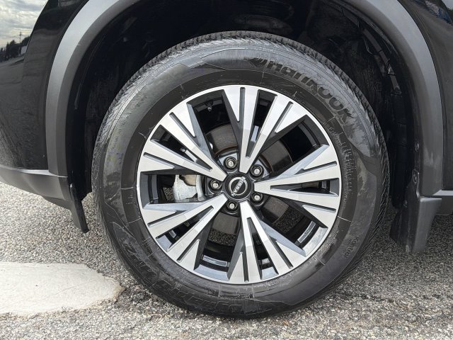 Certified 2023 Nissan Rogue SV w/ SV Premium B Package AWD/4WD image 10