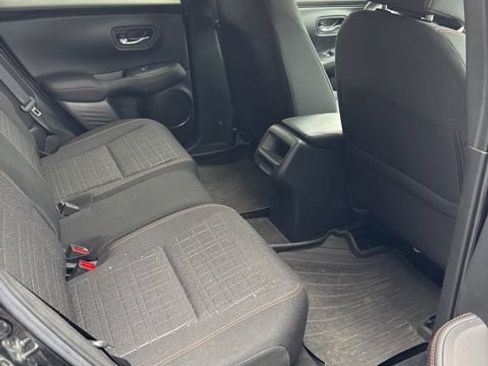 Used 2024 Honda HR-V Sport image 4