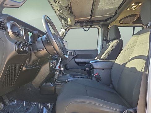 Used 2021 Jeep Wrangler Unlimited Sport image 16