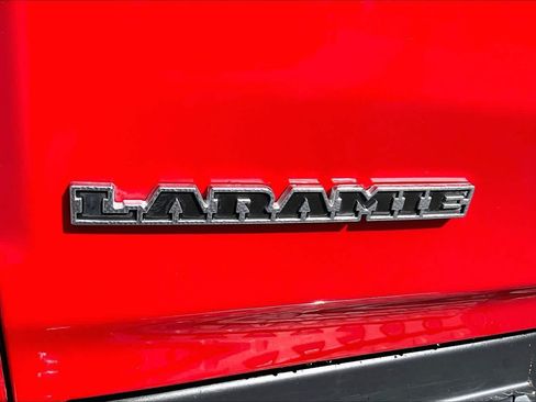 Used 2021 RAM 1500 Laramie AWD/4WD image 30