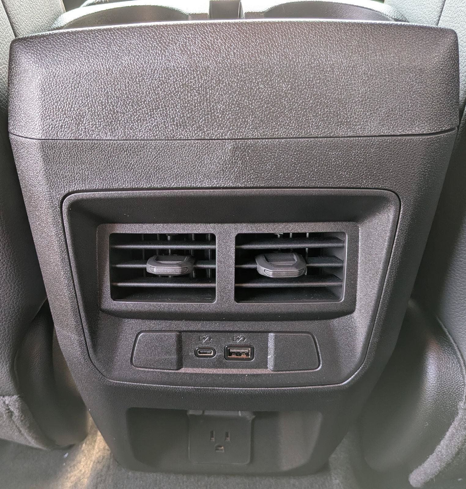 New 2026 GMC Canyon Denali AWD/4WD image 23