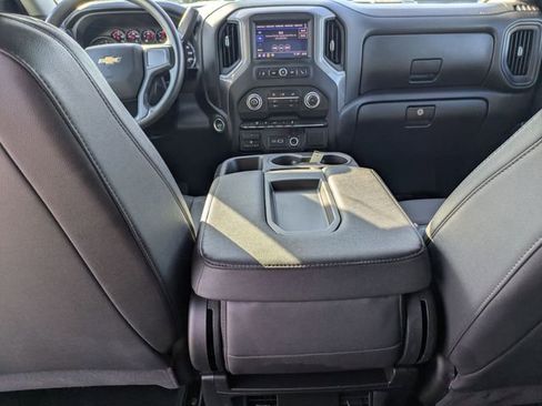 Used 2024 Chevrolet Silverado 3500 W/T image 24