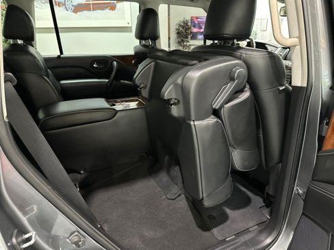 Used 2019 INFINITI QX80 Luxe w/ Proassist Package RWD image 54