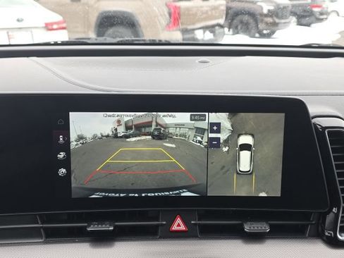 Used 2023 Kia Sportage SX image 20