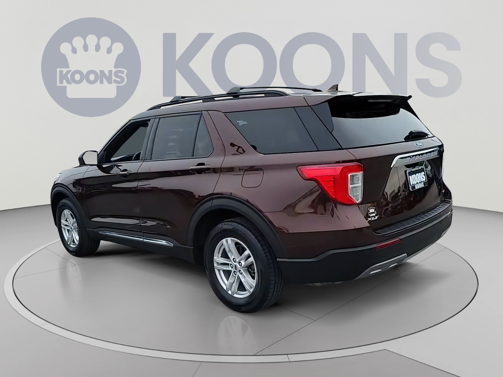 Certified 2020 Ford Explorer XLT w/ Equipment Group 202A AWD/4WD image 10