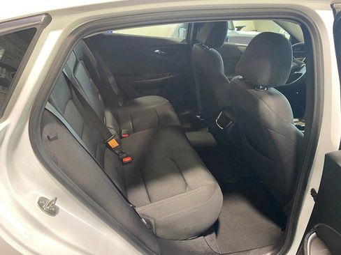 Used 2023 Chevrolet Malibu LT FWD image 17