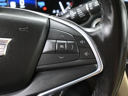 Used 2018 Cadillac XT5 Premium Luxury AWD/4WD image 23